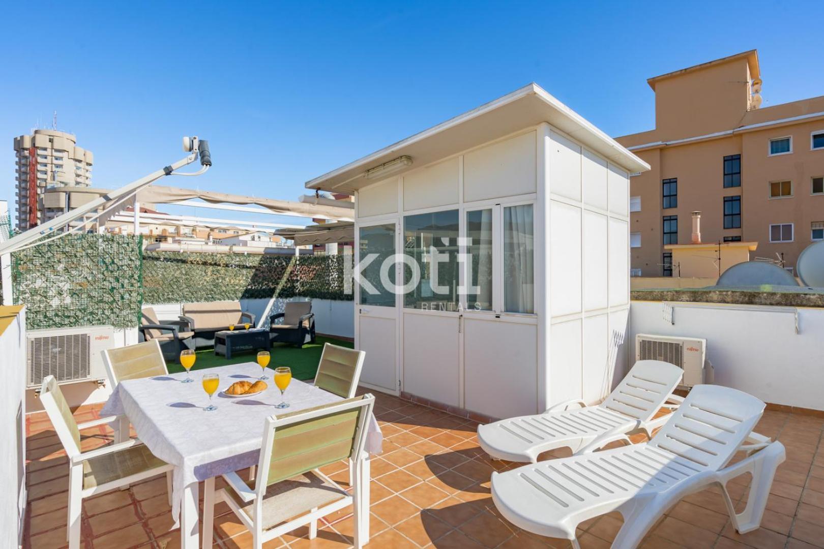 Koti Rentals - Atico Gamycol Fuengirola Exterior foto